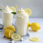 Cremige Aufgeschlagene Limonade Erfrischender Sommerdrink