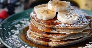 Fluffige Protein Pancakes mit Banane und Haferflocken