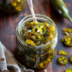 Kandierte Jalapeños: Süß-scharfes Rezept für würzige Beilagen