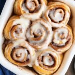 Copycat Cinnabon Zimtschnecken - Auflauf Rezept