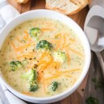 Slow Cooker Brokkoli-Cheddar-Suppe à la Panera