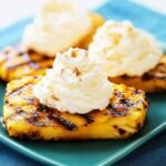 Gegrillte Ananas mit Mascarpone-Sahne